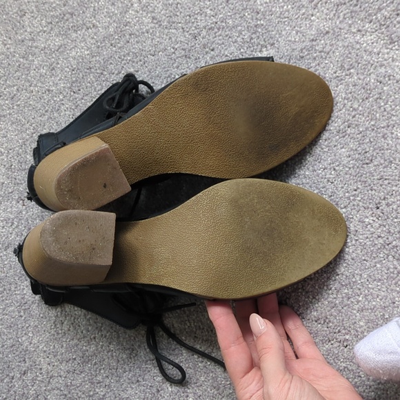 Maurices Strappy Sandals/heels 8 - Picture 4 of 6